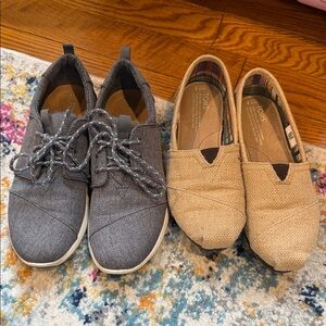 Women’s TOMS shoes size 7.5